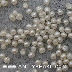 6488 button and potato pearl about 1-1.5mm.jpg